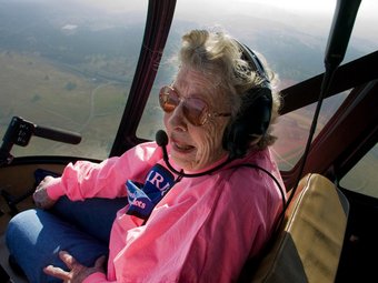 99-летняя летчица Дорис Локнесс еще даст фору молодым пилотам!